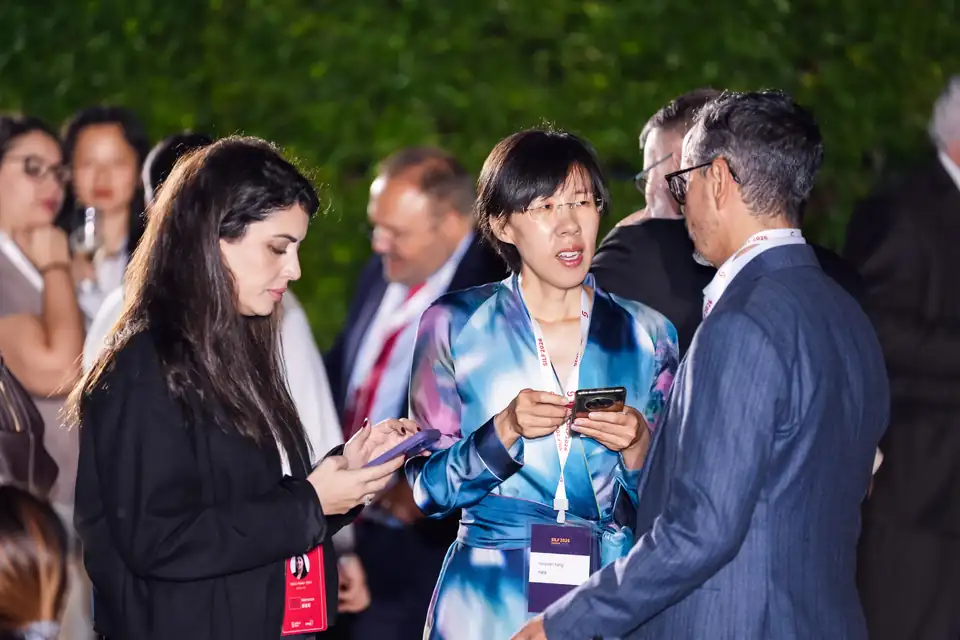 Delegates talking at the SILF 2026 evening reception